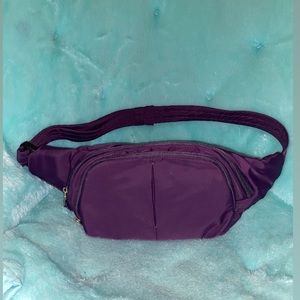 Travelon Anti-Theft Classic Light Slim Waistpack, purple